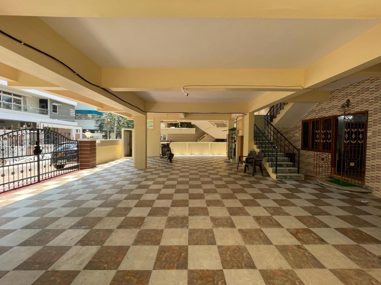 Servostay 5 Fully Furnished 2 Bhk Flats In Mvp Colony, Vizag Visakhapatnam Exterior photo